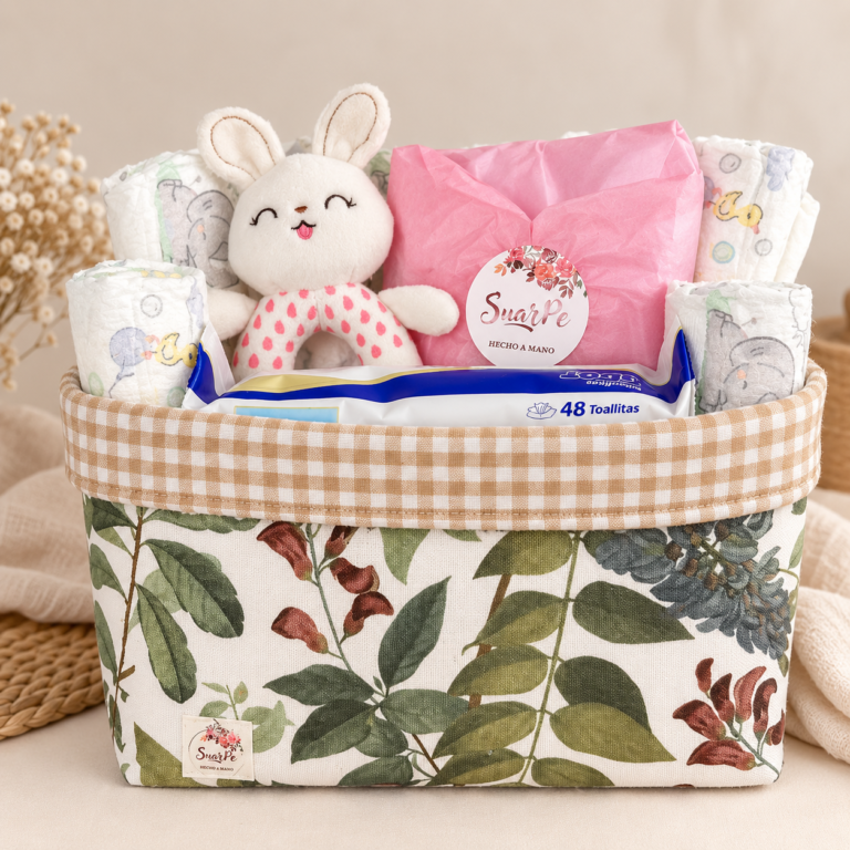 Cesta de pañales para bebé con body personalizado, peluche y estampado de plantas